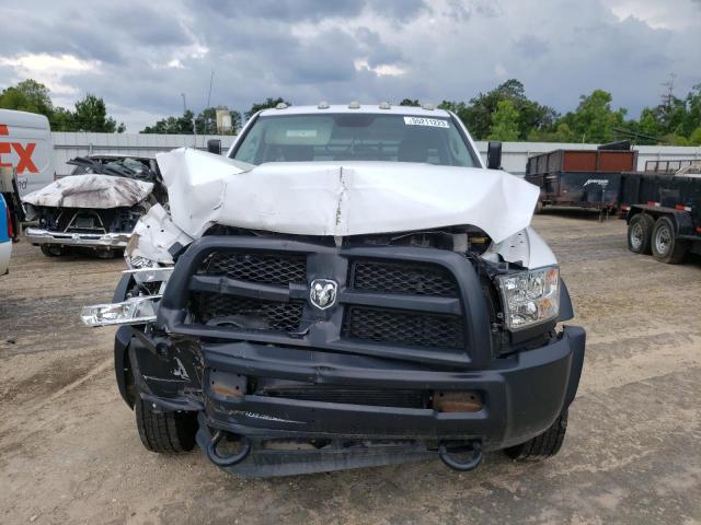 3C7WRKBL3JG401755 - 2018 RAM 4500 WHITE photo 5