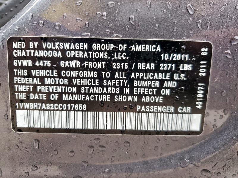 1VWBH7A32CC017658 - 2012 VOLKSWAGEN PASSAT SE Grau Foto 12