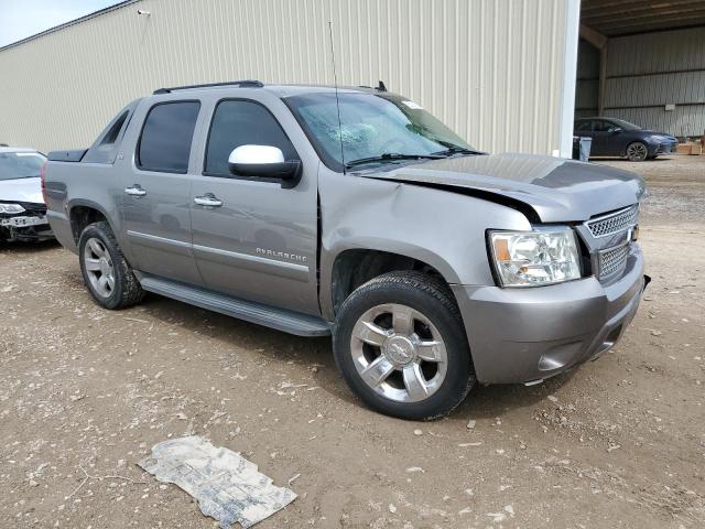 3GNMCGE05CG221319 - 2012 CHEVROLET AVALANCHE LTZ GOLD photo 4