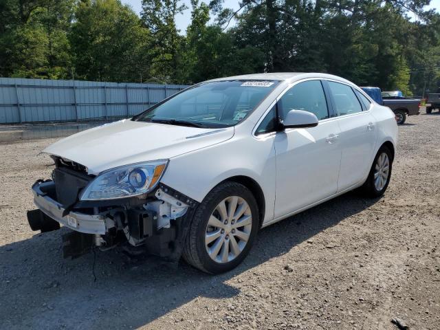 1G4PP5SKXG4157877 - 2016 BUICK VERANO WHITE photo 1