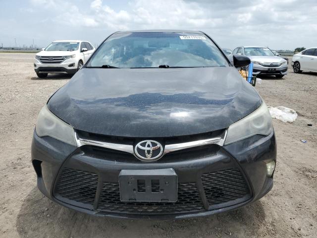 4T1BF1FK7HU640700 - 2017 TOYOTA CAMRY LE BLACK photo 5