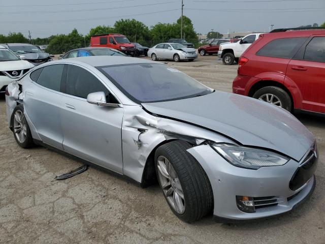 5YJSA1CG9DFP04791 - 2013 TESLA MODEL S Արծաթագույն լուսանկար 4