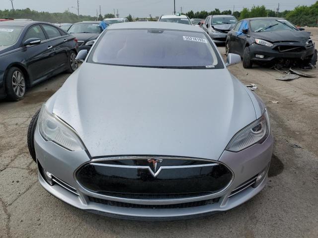 5YJSA1CG9DFP04791 - 2013 TESLA MODEL S Արծաթագույն լուսանկար 5
