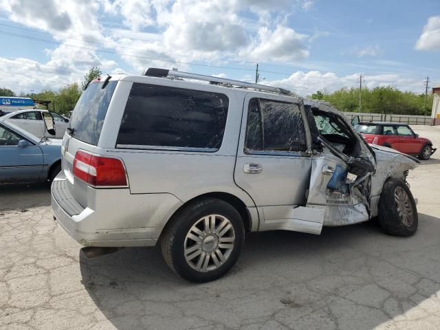 5LMJJ2J57DEL01339 - 2013 LINCOLN NAVIGATOR SILVER photo 3