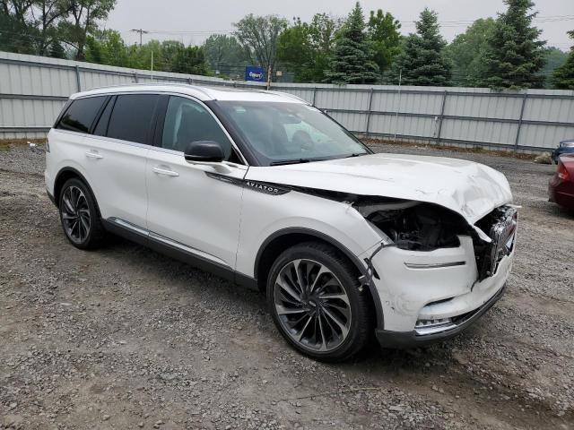 5LM5J7XC0LGL15347 - 2020 LINCOLN AVIATOR RESERVE WHITE photo 4