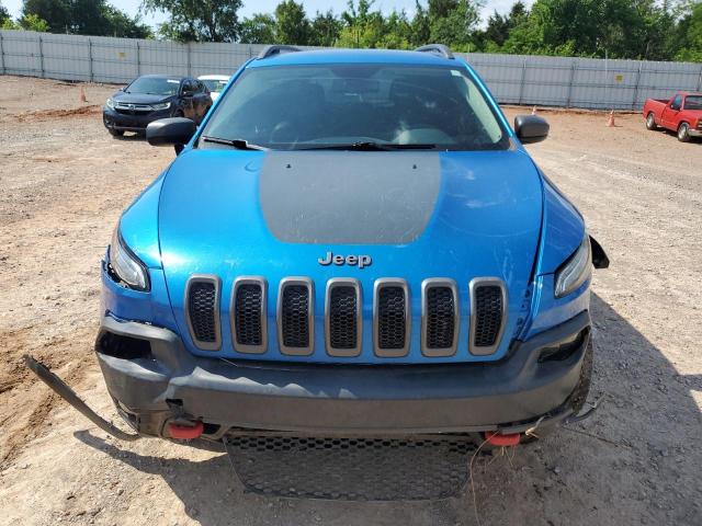 1C4PJMBB8HW635249 - 2017 JEEP CHEROKEE TRAILHAWK BLUE photo 5