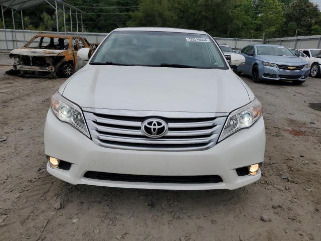 4T1BK3DB4CU471500 - 2012 TOYOTA AVALON BASE WHITE photo 5