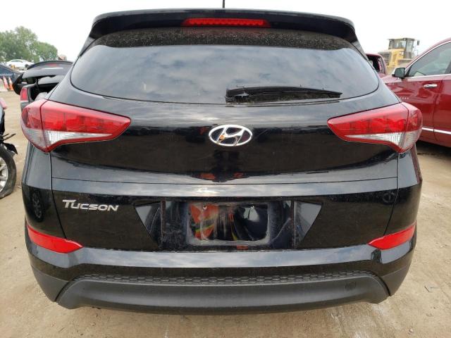 KM8J23A45HU414635 - 2017 HYUNDAI TUCSON SE BLACK photo 6