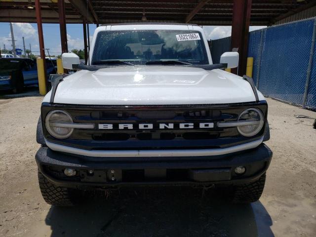 1FMEE5DP4NLB57575 - 2022 FORD BRONCO BASE WHITE photo 5