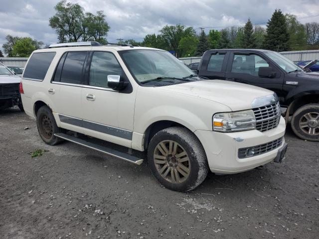 5LMFU28538LJ05239 - 2008 LINCOLN NAVIGATOR 白色 照片 4