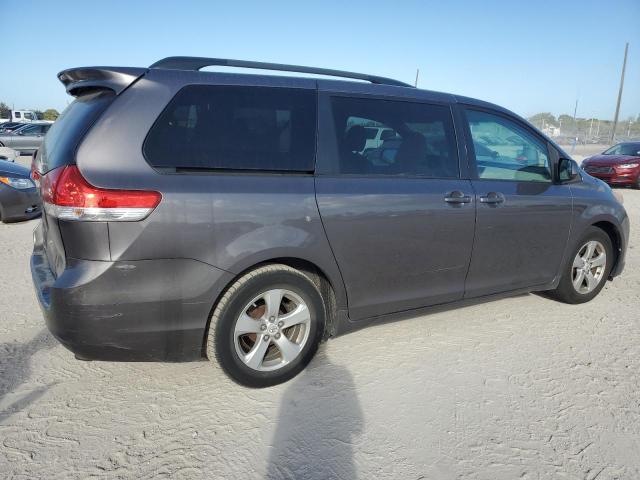 5TDKK3DC2BS026091 - 2011 TOYOTA SIENNA LE ნაცრისფერი ფოტო 3