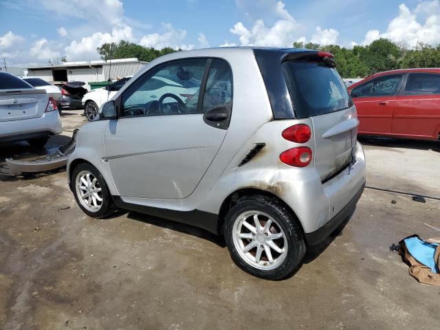 WMEEJ31X39K225189 - 2009 SMART FORTWO PURE SILVER photo 2