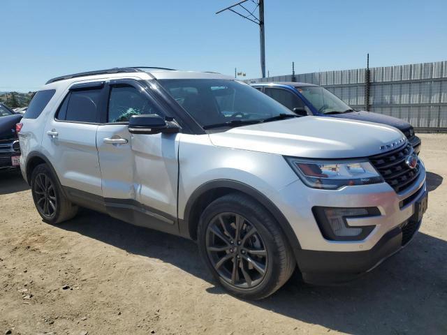 1FM5K7DH7HGC47734 - 2017 FORD EXPLORER XLT SILVER photo 4