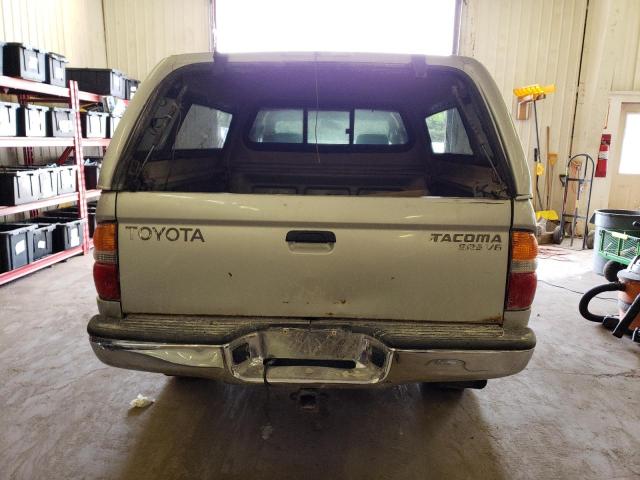 5TEWN72N22Z011906 - 2002 TOYOTA TACOMA XTRACAB SILVER photo 6