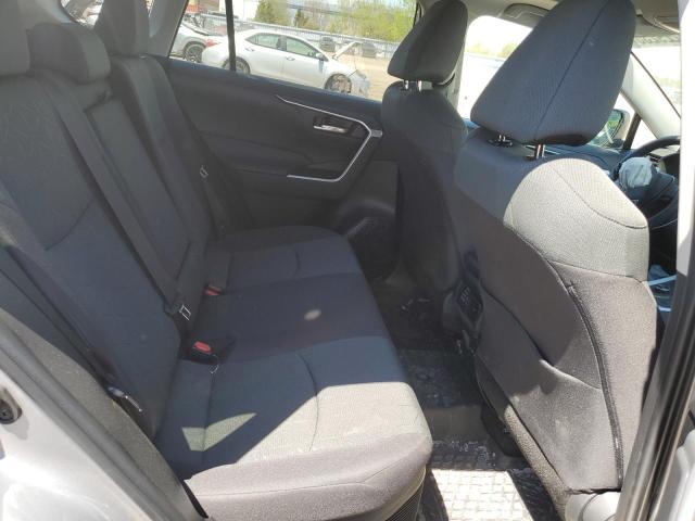 2T3RWRFV6PW183309 - 2023 TOYOTA RAV4 XLE 银色 照片 11