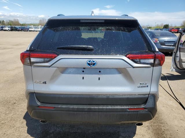 2T3RWRFV6PW183309 - 2023 TOYOTA RAV4 XLE 银色 照片 6