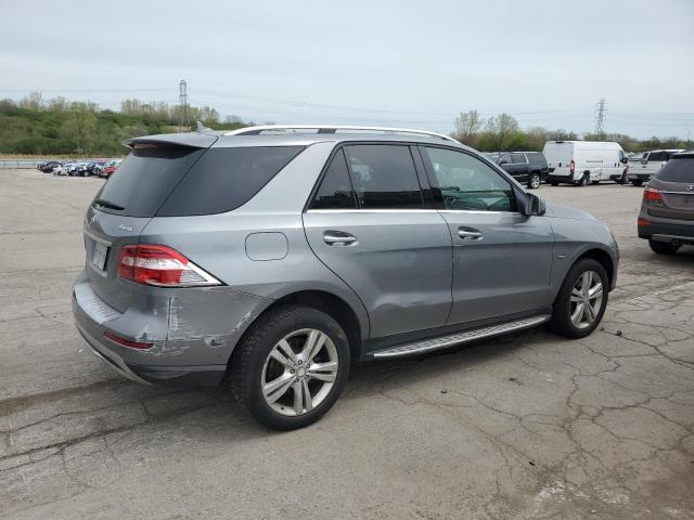 4JGDA5HBXCA018064 - 2012 MERCEDES-BENZ ML 350 4MATIC GRAY photo 3