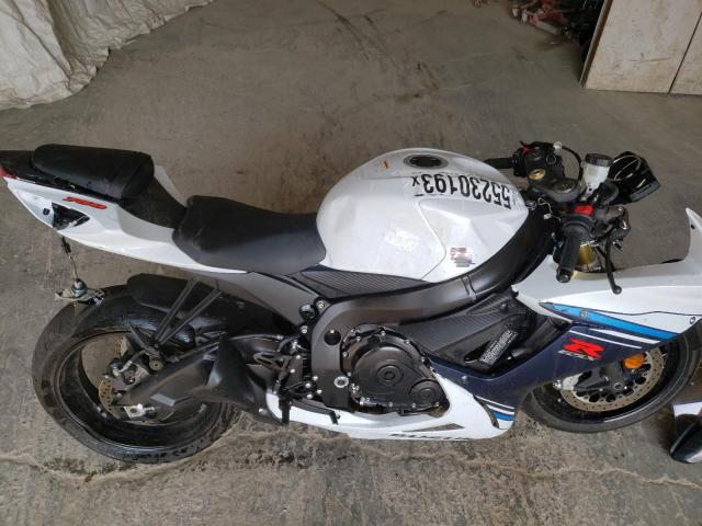 JS1GR7MA1P7100359 - 2023 SUZUKI GSX-R750 WHITE photo 5