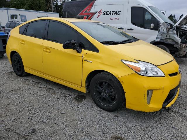 JTDKN3DU4C5452064 - 2012 TOYOTA PRIUS YELLOW photo 4