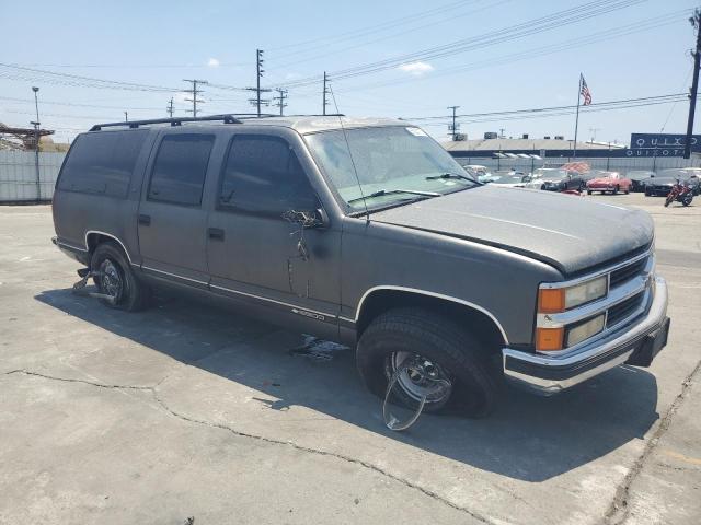 3GNGC26J8XG148816 - 1999 CHEVROLET SUBURBAN C2500 GRAY photo 4