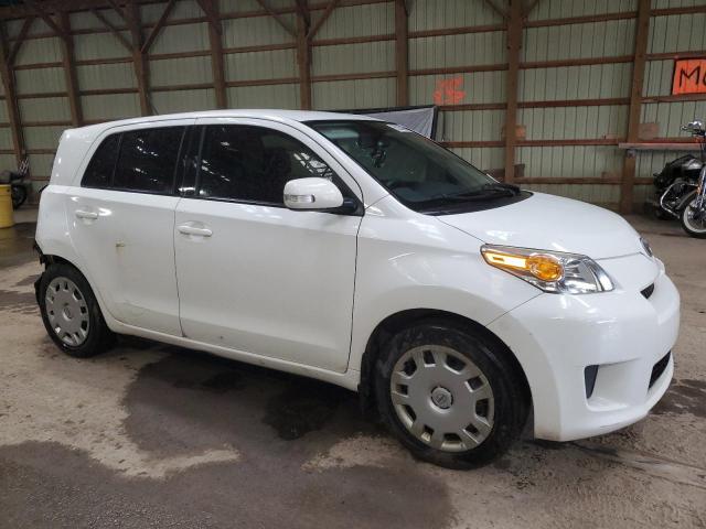 JTKKU4B42C1027115 - 2012 TOYOTA SCION XD WHITE photo 4