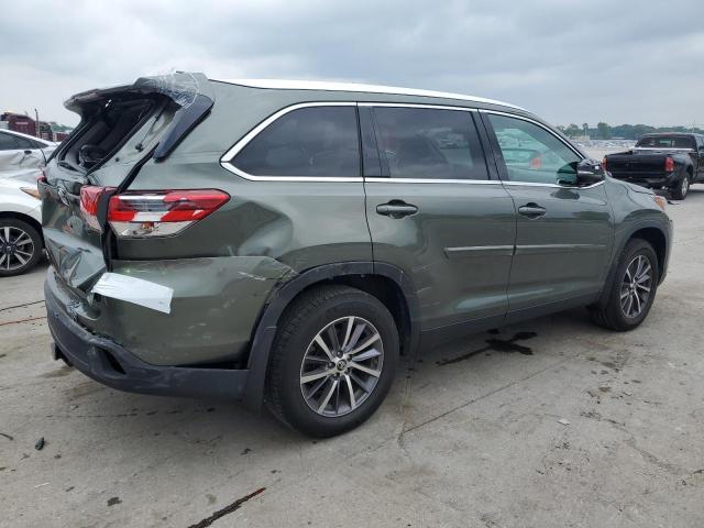 5TDJZRFH9KS966763 - 2019 TOYOTA HIGHLANDER SE GREEN photo 3