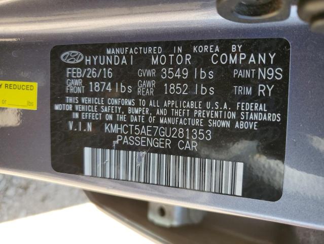 KMHCT5AE7GU281353 - 2016 HYUNDAI ACCENT SE SILVER photo 12