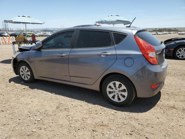 KMHCT5AE7GU281353 - 2016 HYUNDAI ACCENT SE SILVER photo 2