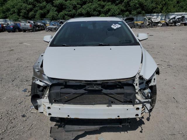1G1ZH57B59F131609 - 2009 CHEVROLET MALIBU 1LT WHITE photo 5