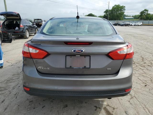 1FAHP3F22CL240670 - 2012 FORD FOCUS SE GRAY photo 6