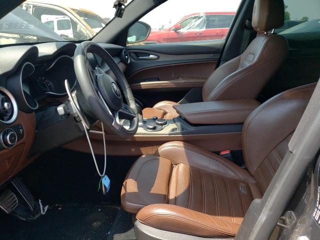 ZASFAKNN4J7B84723 - 2018 ALFA ROMEO STELVIO TI SPORT BROWN photo 7