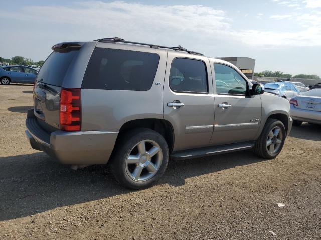 1GNSKCE04CR300208 - 2012 CHEVROLET TAHOE K1500 LTZ GRAY photo 3