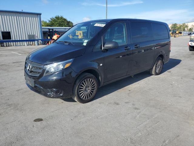 WD4PG2EE8J3368832 - 2018 MERCEDES-BENZ METRIS BLACK photo 1