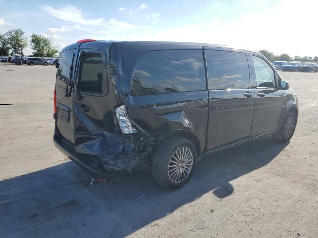 WD4PG2EE8J3368832 - 2018 MERCEDES-BENZ METRIS BLACK photo 3