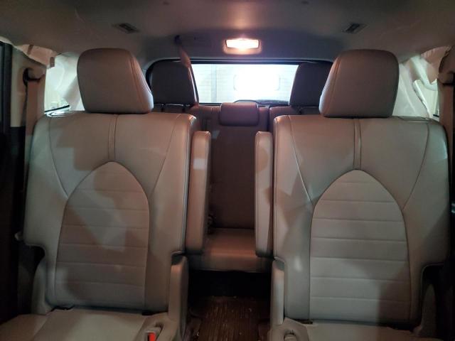 5TDGZRBH4MS555760 - 2021 TOYOTA HIGHLANDER XLE Արծաթագույն լուսանկար 10