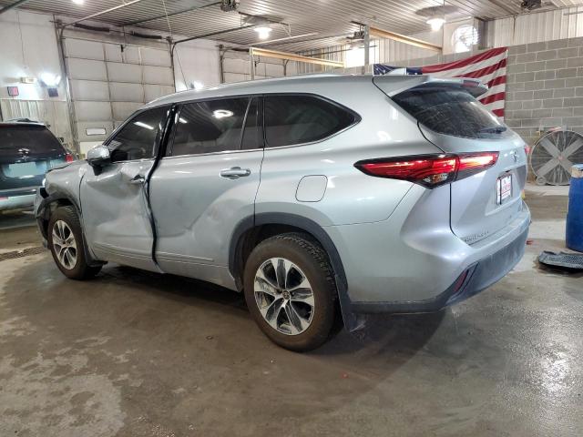 5TDGZRBH4MS555760 - 2021 TOYOTA HIGHLANDER XLE Արծաթագույն լուսանկար 2