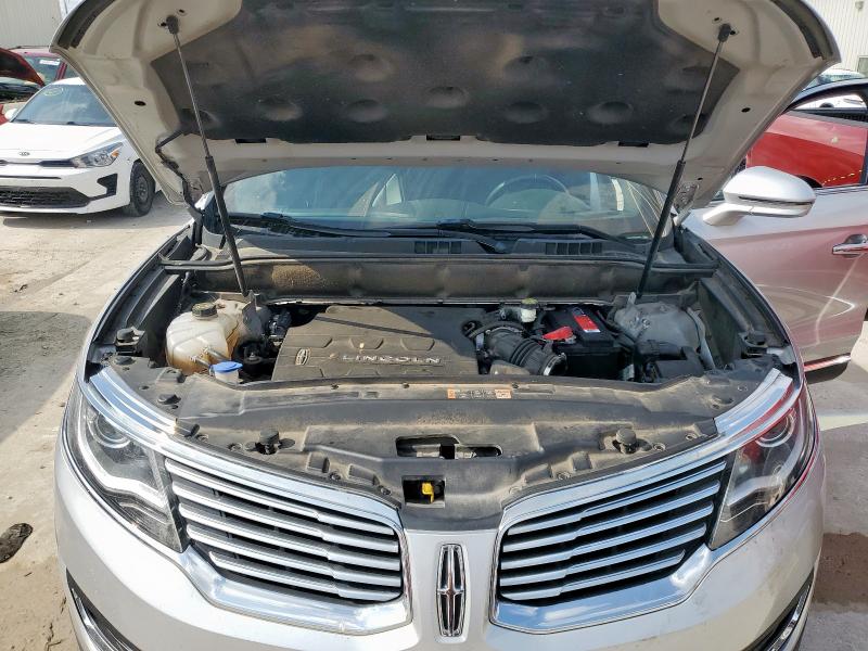 2LMTJ6LR2GBL63514 - 2016 LINCOLN MKX RESERVE SILVER photo 12