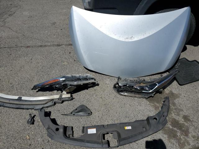 JTDKARFP3H3056684 - 2017 TOYOTA PRIUS PRIM ვერცხლისფერი ფოტო 12