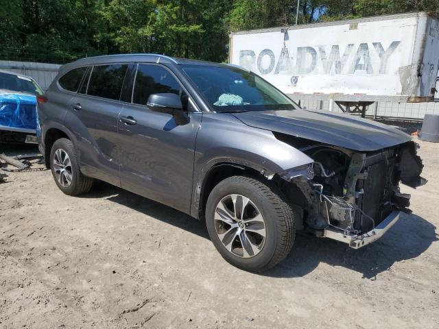 5TDGZRBH4LS043916 - 2020 TOYOTA HIGHLANDER XLE GRAY photo 4