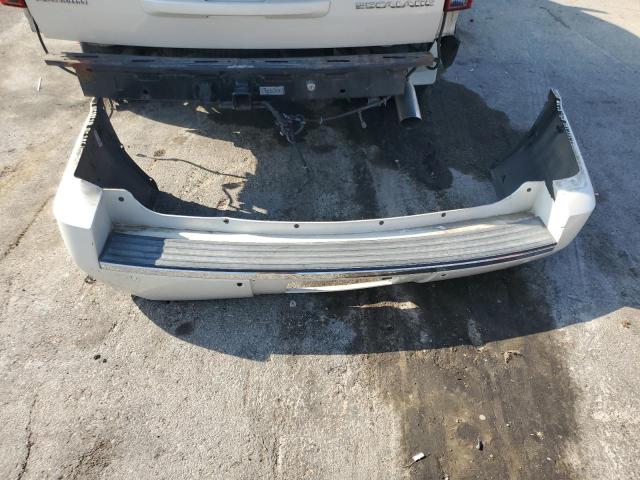 1GYS3KEF7BR218907 - 2011 CADILLAC ESCALADE ESV PLATINUM 白色 照片 13