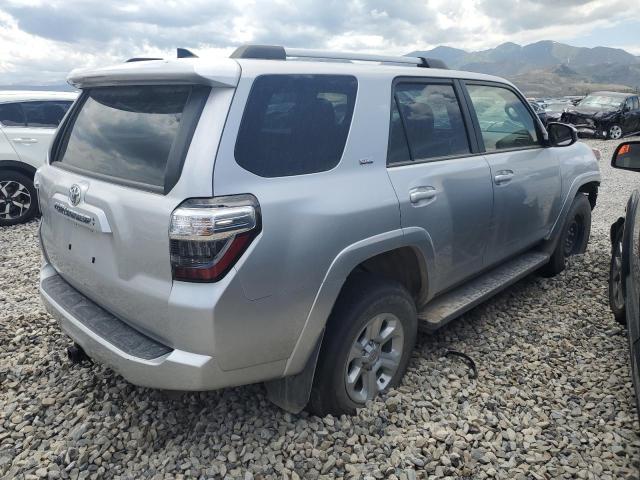 JTEMU5JR5N5996286 - 2022 TOYOTA 4RUNNER SR5/SR5 PREMIUM 银色 照片 3
