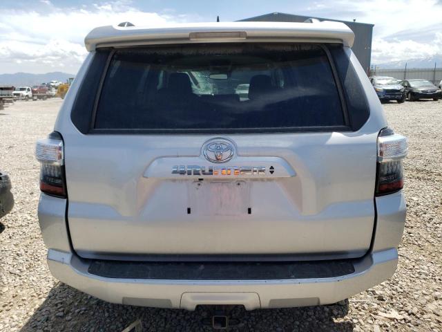 JTEMU5JR5N5996286 - 2022 TOYOTA 4RUNNER SR5/SR5 PREMIUM 银色 照片 6