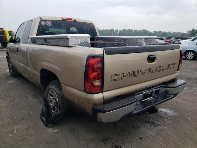 1GCEC19X07Z110667 - 2007 CHEVROLET SILVERADO C1500 CLASSIC GOLD photo 2