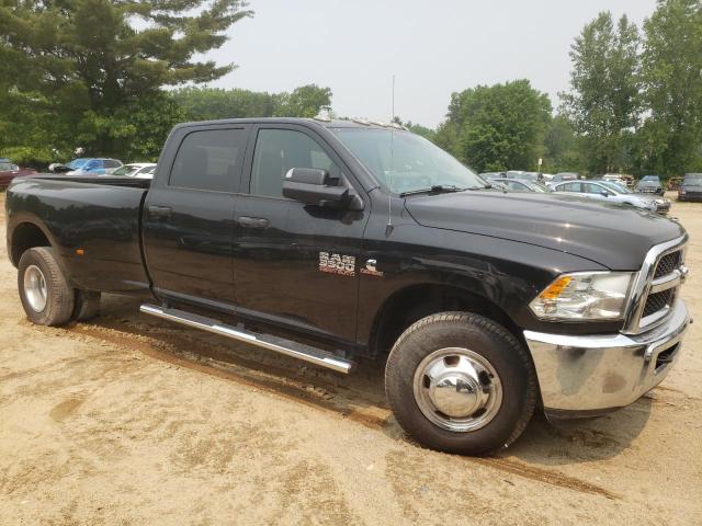 3C63RPGL2JG199228 - 2018 RAM 3500 ST BLACK photo 4