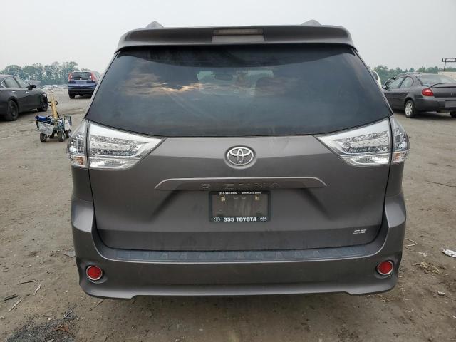 5TDXZ3DC2HS842017 - 2017 TOYOTA SIENNA SE GRAY photo 6