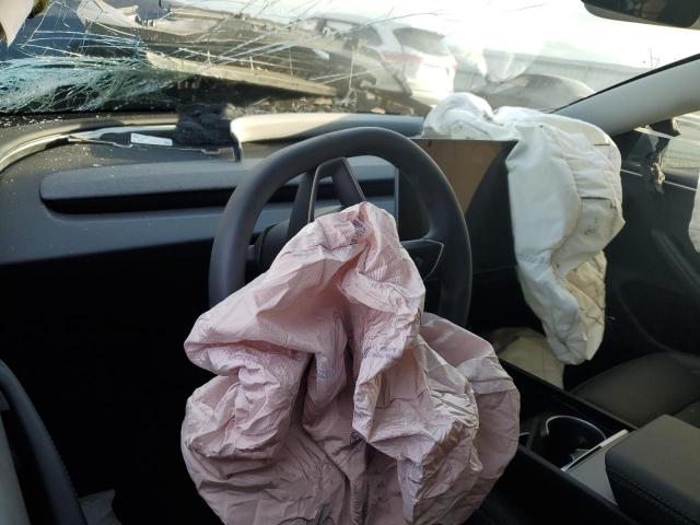 5YJ3E1EB3SF963316 - 2025 TESLA MODEL 3 灰色 照片 8