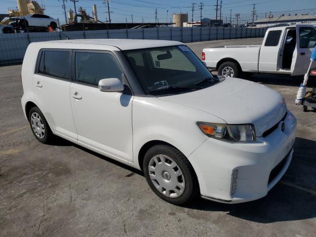 JTLZE4FEXFJ067733 - 2015 TOYOTA SCION XB 白色 照片 4