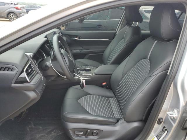 4T1G11AK6RU893407 - 2024 TOYOTA CAMRY SE NIGHT SHADE SILVER photo 7