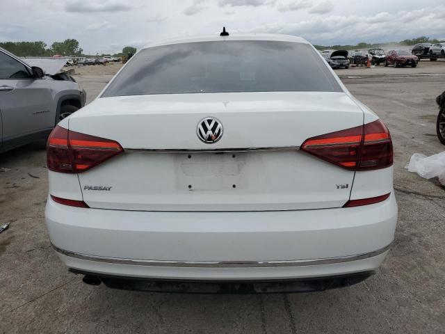 1VWDT7A37HC001812 - 2017 VOLKSWAGEN PASSAT R-LINE თეთრი ფოტო 6