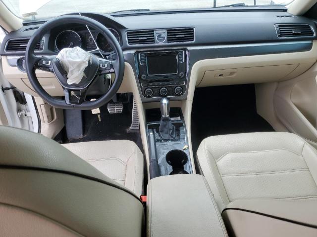 1VWDT7A37HC001812 - 2017 VOLKSWAGEN PASSAT R-LINE თეთრი ფოტო 8